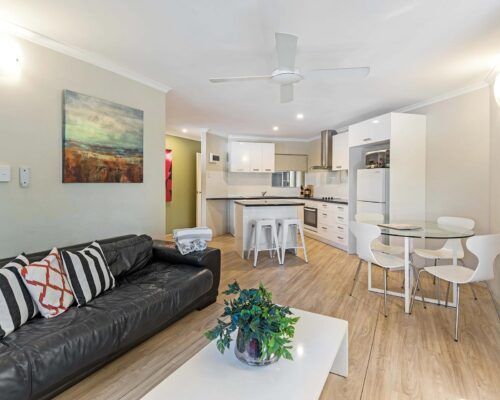 port-douglas-accommodation-2bed-26